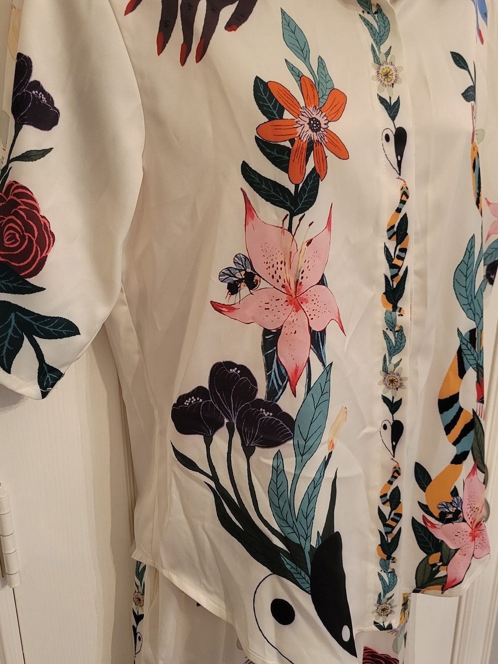 Floral & Animal Print Button-Up Set - Picture 7 of 14